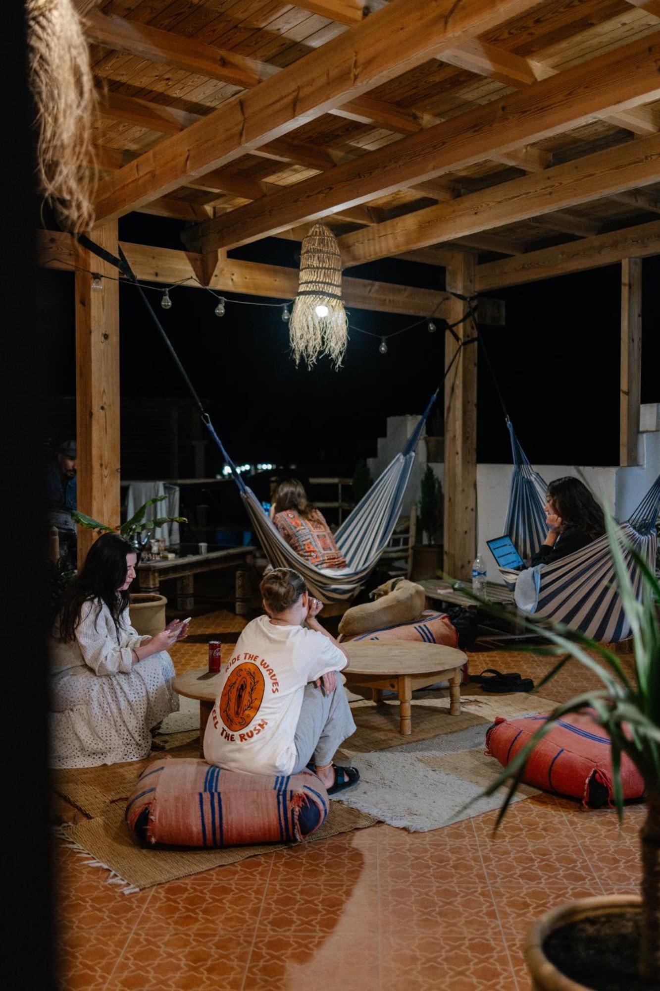 Arima Surf House Hostel Tamraght ภายนอก รูปภาพ